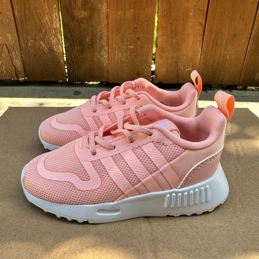 Toddler shoes